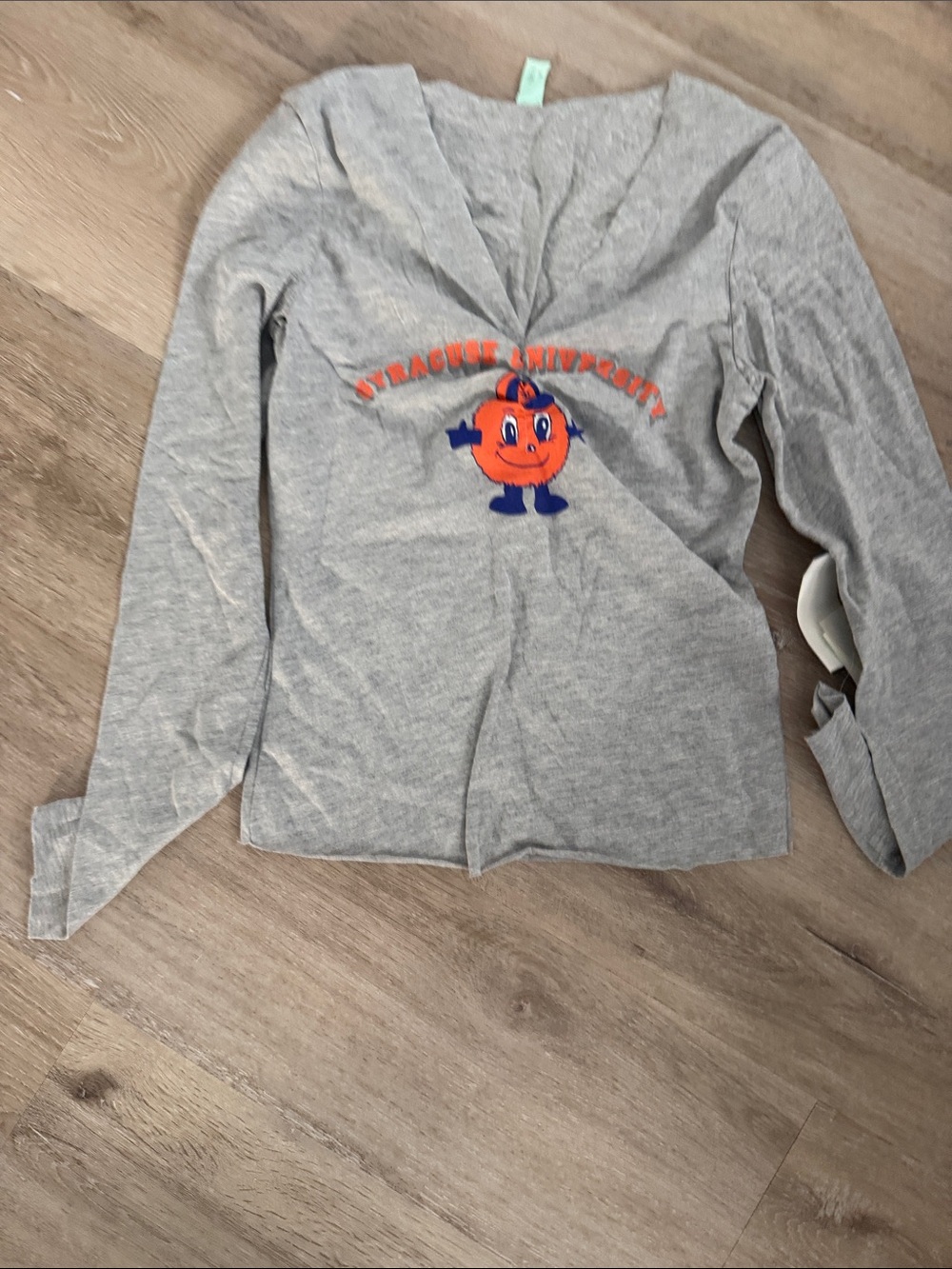 Syracuse University Gray Long-Sleeve V-Neck Top with Orange Mascot Graphic